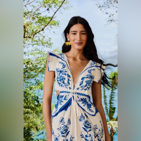 Farm Rio: Off-White Porcelain Garden Butterlfy Lenzing Midi Dress - Picture 5 of 10